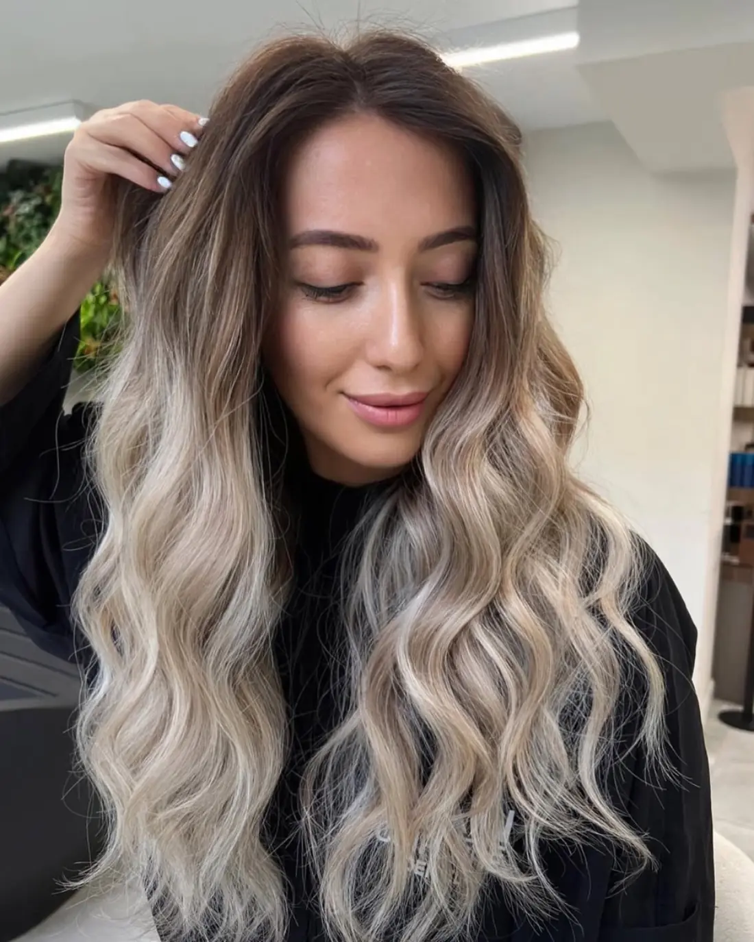 Aura Professional VIP salonundan saç çalışması